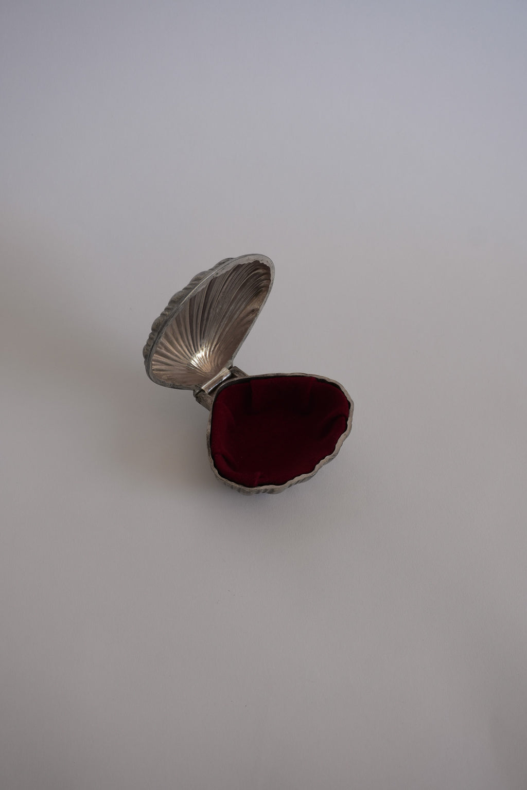 Vintage Silver Plated Shell Jewelry Box
