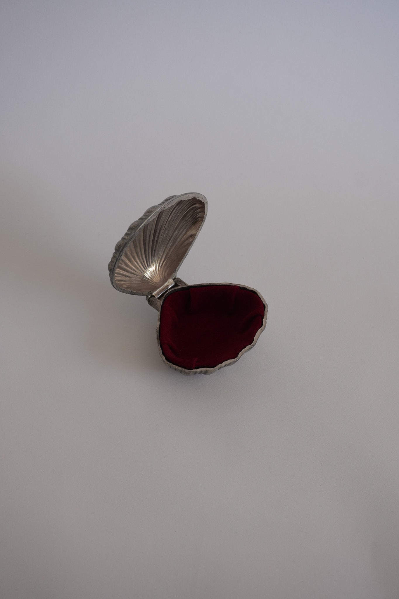 Vintage Silver Plated Shell Jewelry Box